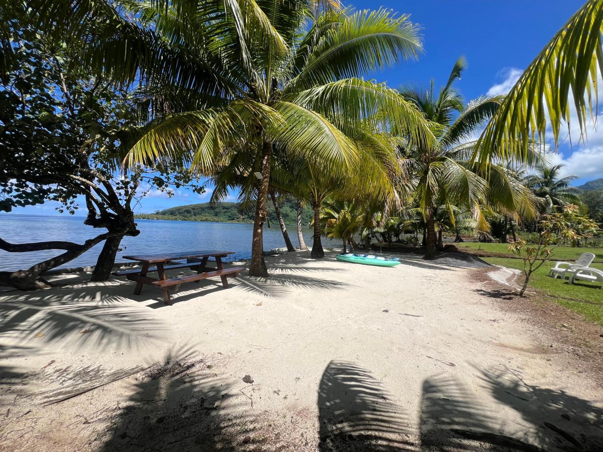 Fare Mama Rota - Au Bord De L'Ocean Villa Taputapuapea Luaran gambar